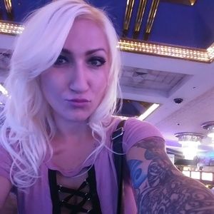 Meet your Posher, Natasha